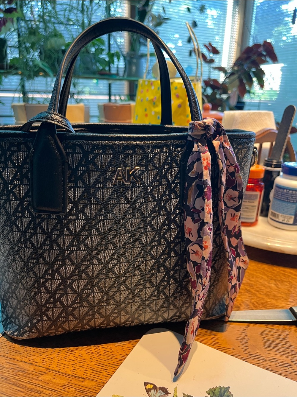 Anne Klein handbag in Black/gray